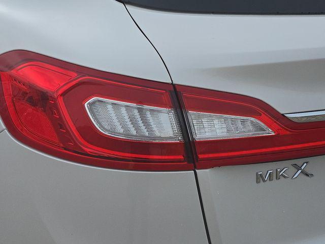 used 2018 Lincoln MKX car, priced at $17,500