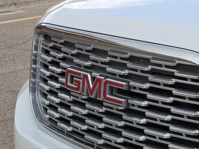 used 2019 GMC Yukon XL car, priced at $21,000