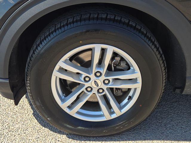 used 2023 Ford Explorer car, priced at $27,000