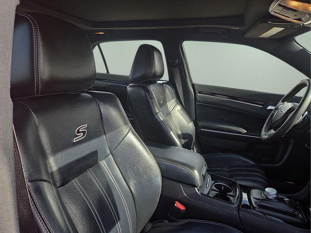 used 2022 Chrysler 300 car, priced at $28,500