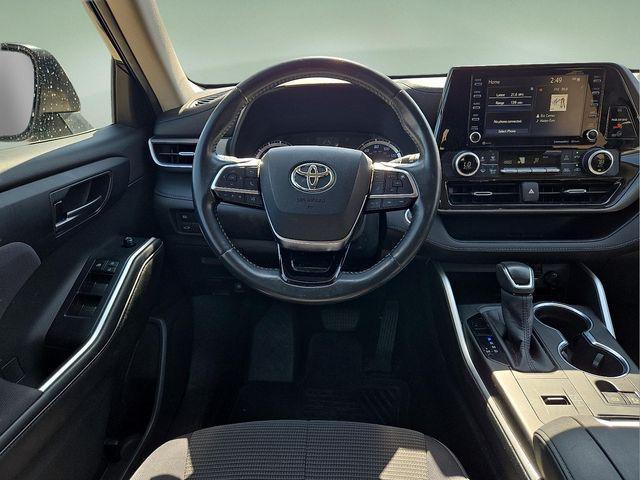 used 2020 Toyota Highlander car, priced at $26,000
