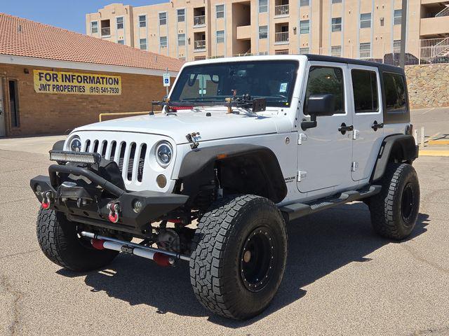 used 2015 Jeep Wrangler Unlimited car, priced at $18,900