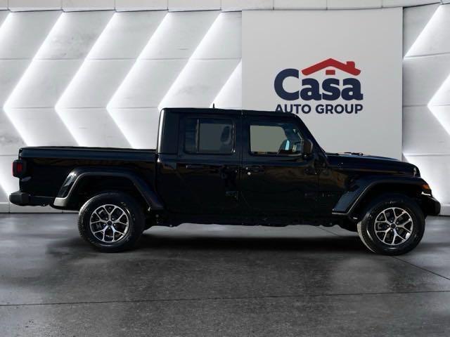 used 2024 Jeep Gladiator car, priced at $42,500