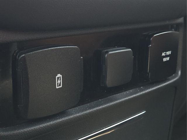 used 2024 Lincoln Navigator car, priced at $67,500