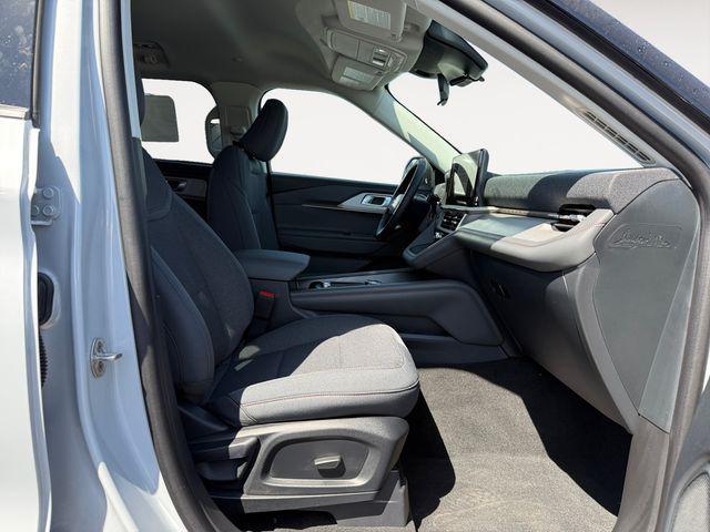 new 2025 Ford Explorer car, priced at $41,380