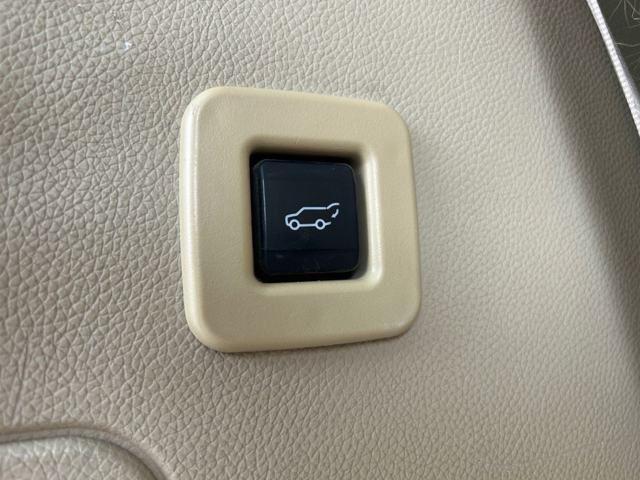 used 2014 Ford Expedition car, priced at $12,500