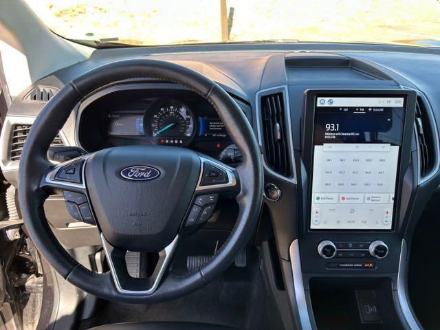 used 2022 Ford Edge car, priced at $22,900