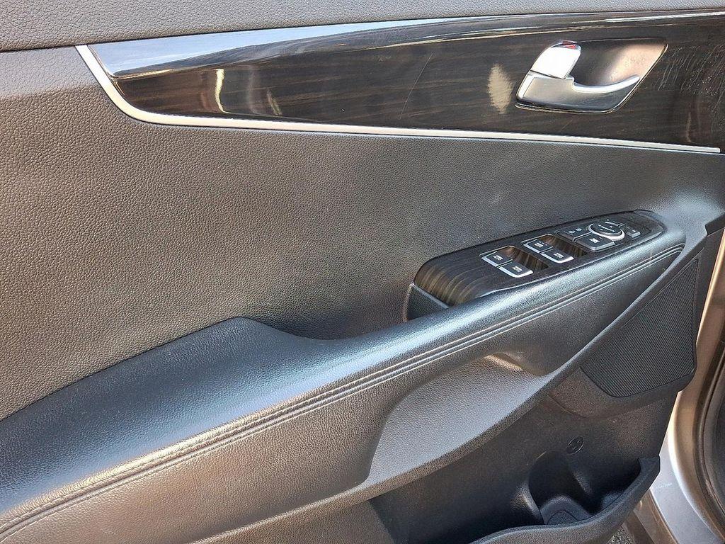 used 2019 Kia Sorento car, priced at $13,200