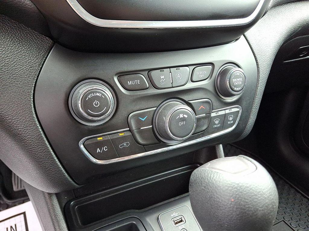 used 2019 Jeep Cherokee car, priced at $16,500