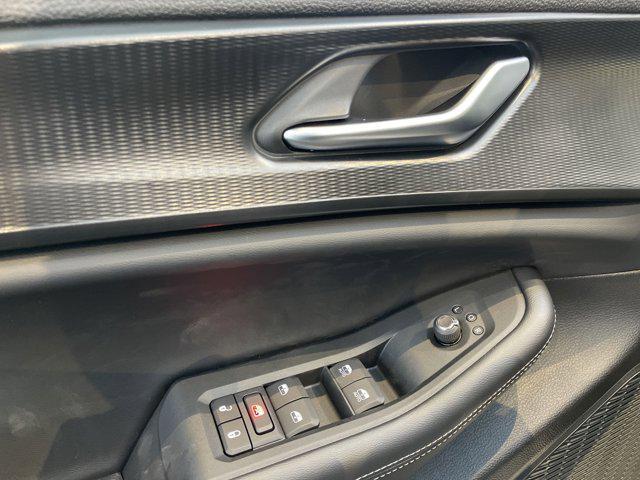 new 2025 Jeep Grand Cherokee car, priced at $34,625