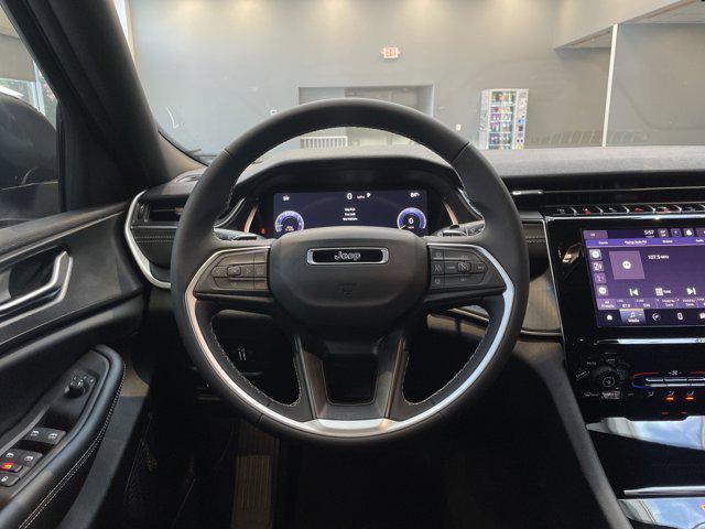 new 2025 Jeep Grand Cherokee car, priced at $34,625