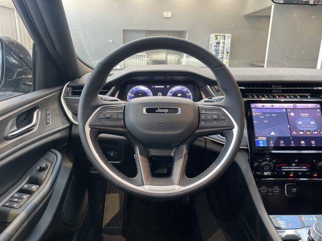 new 2025 Jeep Grand Cherokee car, priced at $46,985