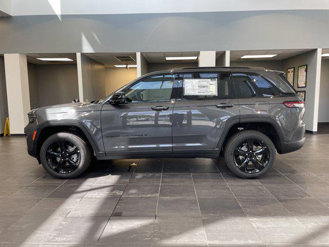 new 2025 Jeep Grand Cherokee car, priced at $46,985