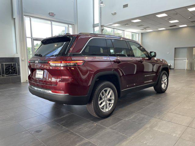 new 2025 Jeep Grand Cherokee car, priced at $37,103
