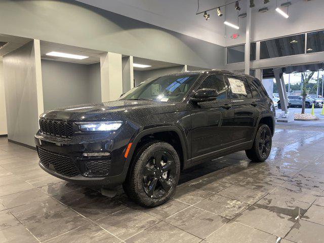 new 2025 Jeep Grand Cherokee car, priced at $44,970