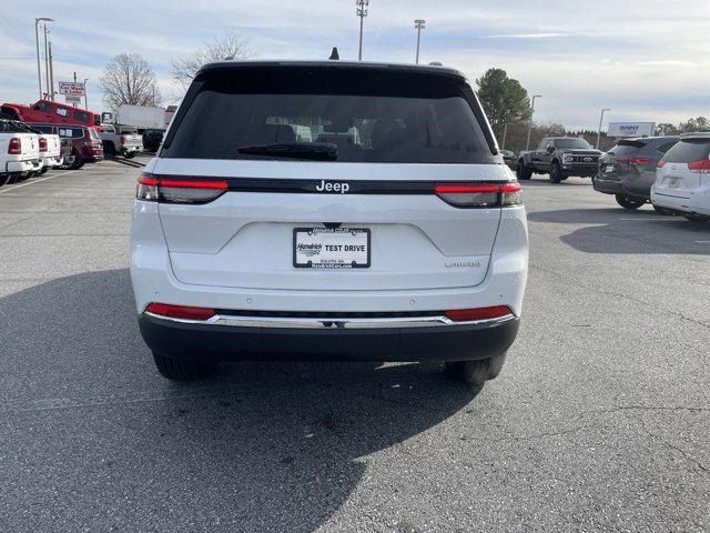 new 2025 Jeep Grand Cherokee car, priced at $37,175