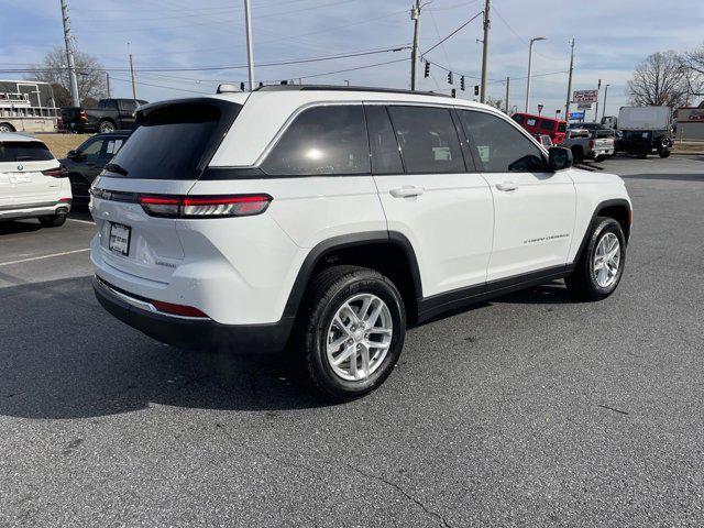 new 2025 Jeep Grand Cherokee car, priced at $37,175