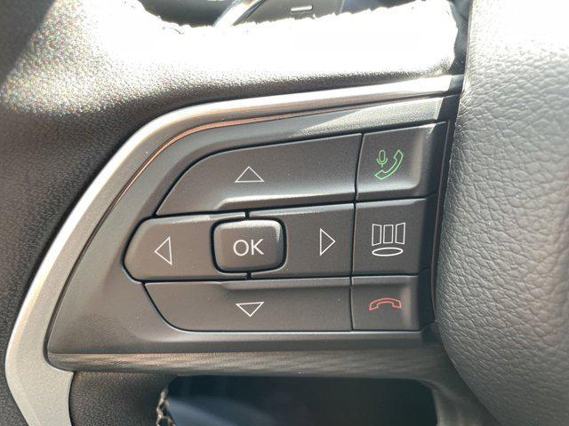 used 2025 Jeep Grand Cherokee L car, priced at $35,496