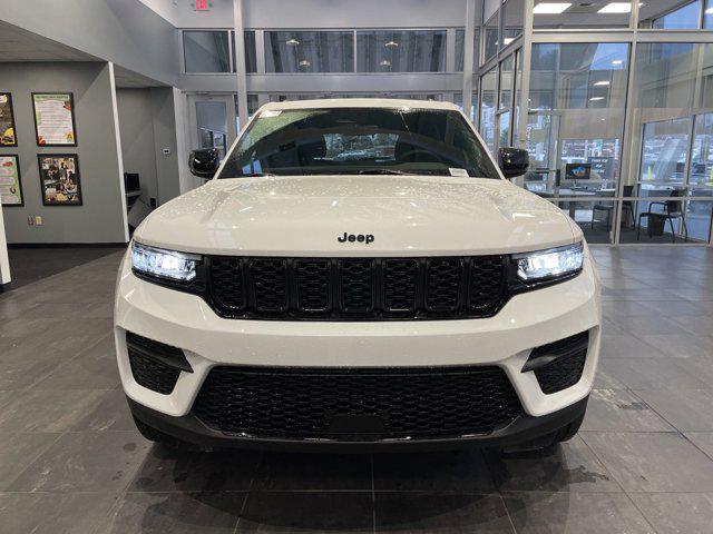 new 2025 Jeep Grand Cherokee car, priced at $41,830