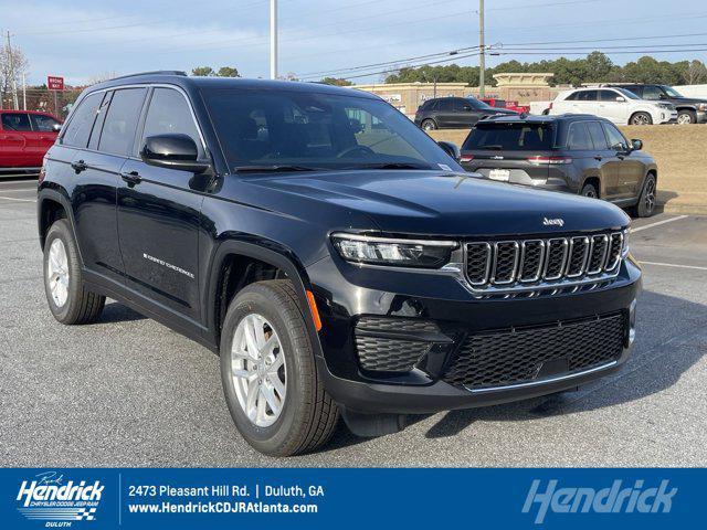 new 2025 Jeep Grand Cherokee car, priced at $37,175