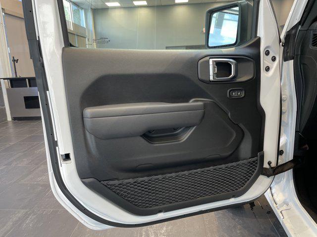 new 2025 Jeep Wrangler car, priced at $34,663