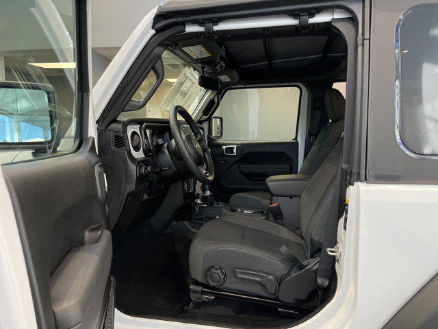new 2025 Jeep Wrangler car, priced at $34,663