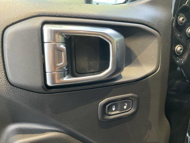 new 2025 Jeep Wrangler car, priced at $32,350
