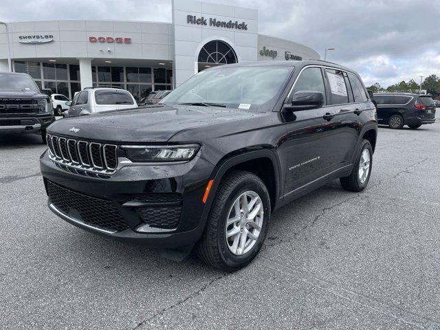 new 2025 Jeep Grand Cherokee car, priced at $38,970