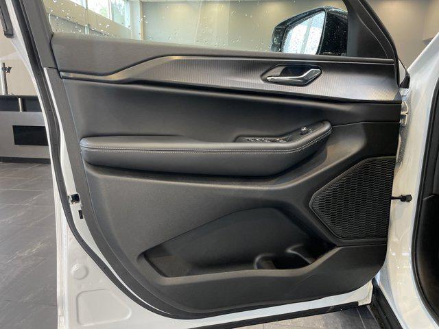 used 2025 Jeep Grand Cherokee L car, priced at $43,422