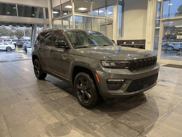 new 2025 Jeep Grand Cherokee car, priced at $41,485