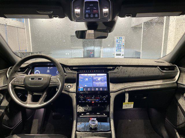 new 2025 Jeep Grand Cherokee car, priced at $41,485