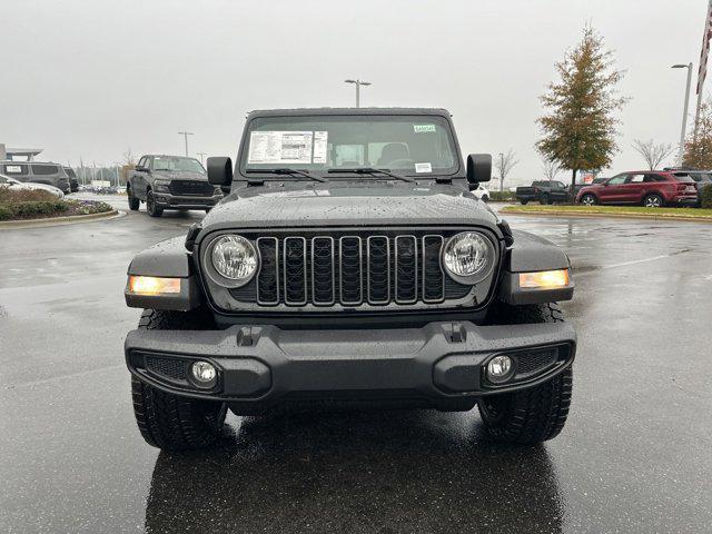 new 2025 Jeep Gladiator car, priced at $43,180