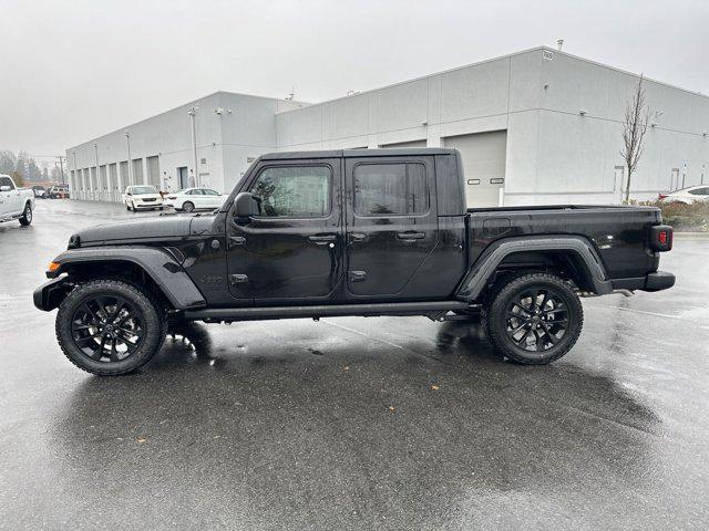 new 2025 Jeep Gladiator car, priced at $43,180