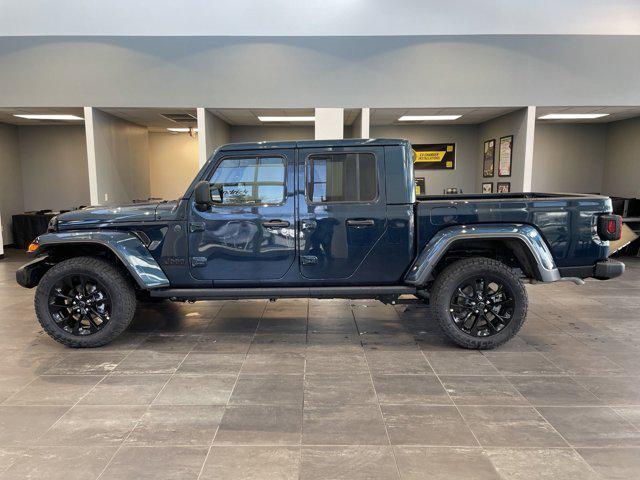 new 2025 Jeep Gladiator car, priced at $42,685