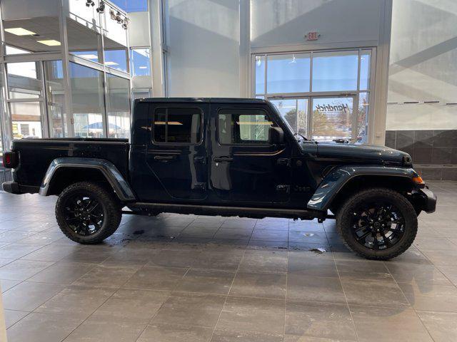 new 2025 Jeep Gladiator car, priced at $42,685