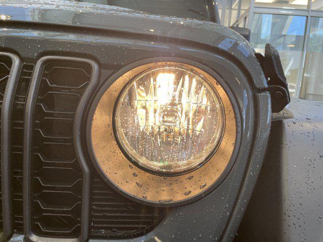 new 2025 Jeep Wrangler car, priced at $39,845