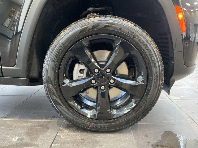 new 2025 Jeep Grand Cherokee L car, priced at $51,060