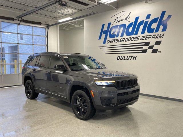 new 2024 Jeep Grand Cherokee car, priced at $39,925