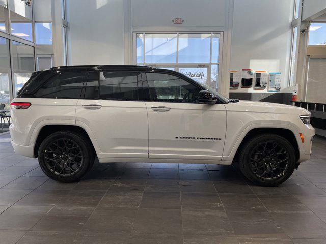 new 2025 Jeep Grand Cherokee car, priced at $67,630