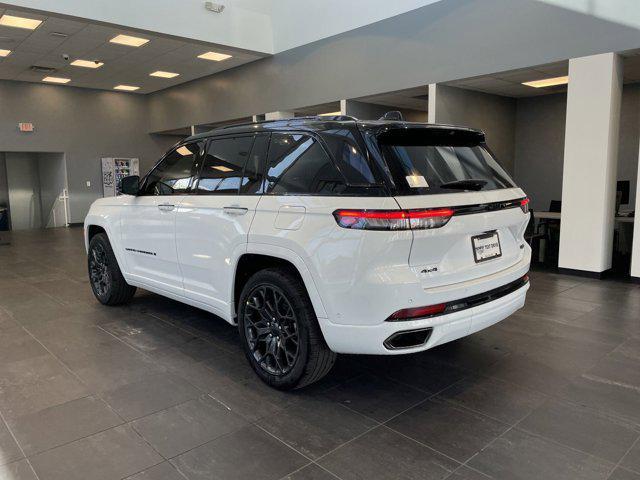 new 2025 Jeep Grand Cherokee car, priced at $67,630