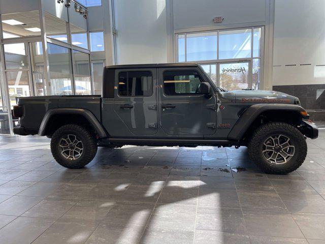 new 2025 Jeep Gladiator car, priced at $55,451