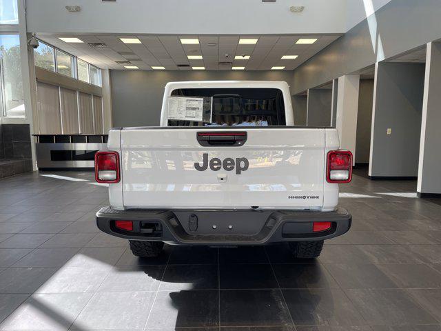 new 2025 Jeep Gladiator car, priced at $48,260