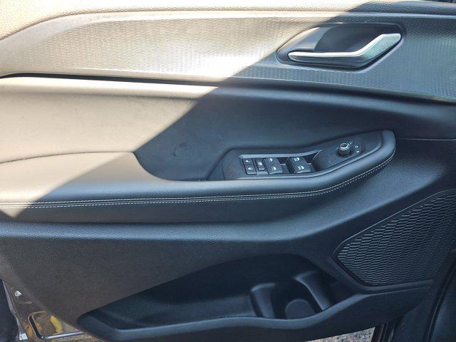 used 2024 Jeep Grand Cherokee L car, priced at $31,986