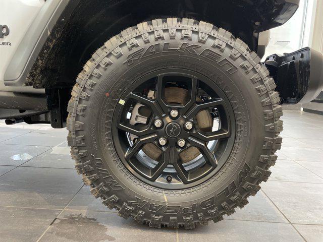 new 2025 Jeep Wrangler car, priced at $50,507
