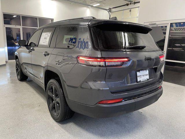 used 2024 Jeep Grand Cherokee car, priced at $36,973
