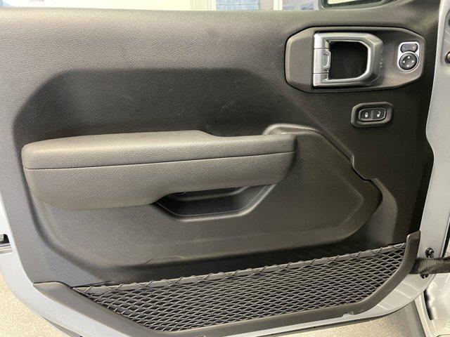 new 2024 Jeep Wrangler car, priced at $62,560