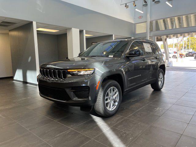 new 2025 Jeep Grand Cherokee car, priced at $36,420