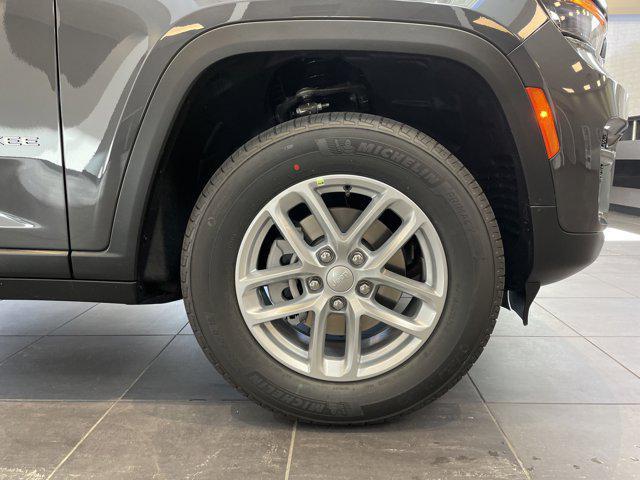 new 2025 Jeep Grand Cherokee car, priced at $36,420