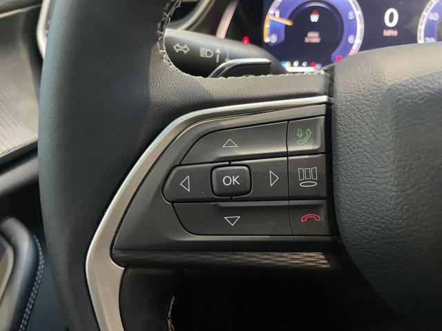 new 2025 Jeep Grand Cherokee car, priced at $38,420