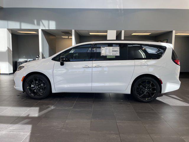 new 2026 Chrysler Pacifica car, priced at $46,315
